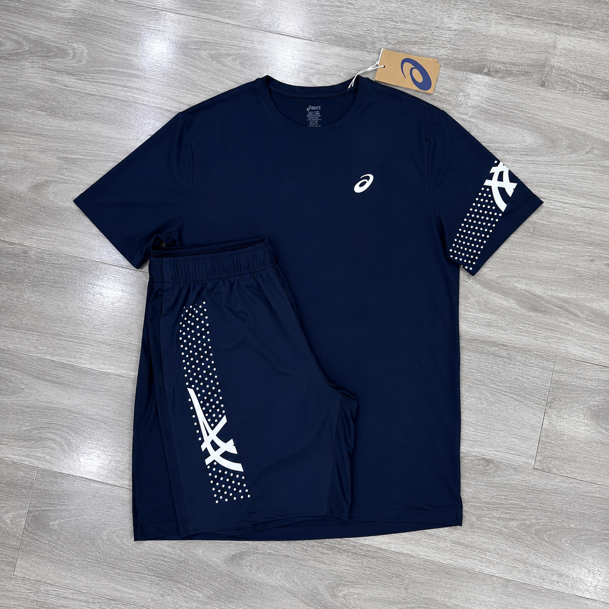 ASICS set
