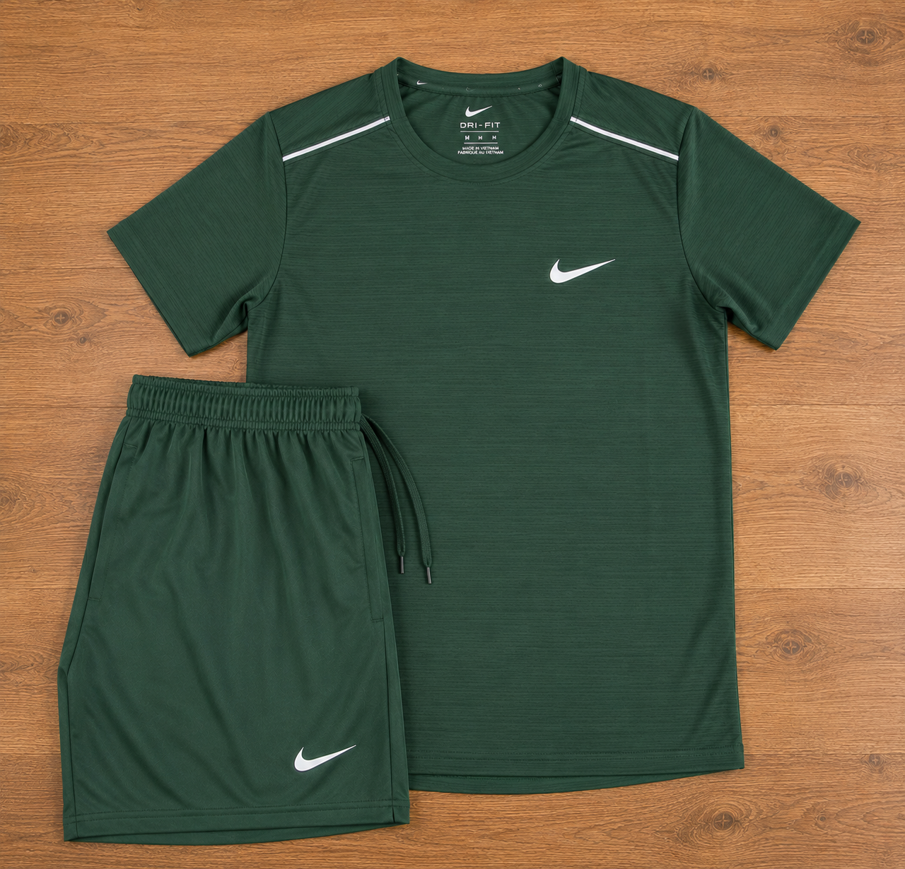 Nike set green
