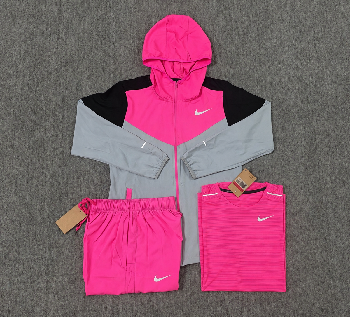 Nike set pink